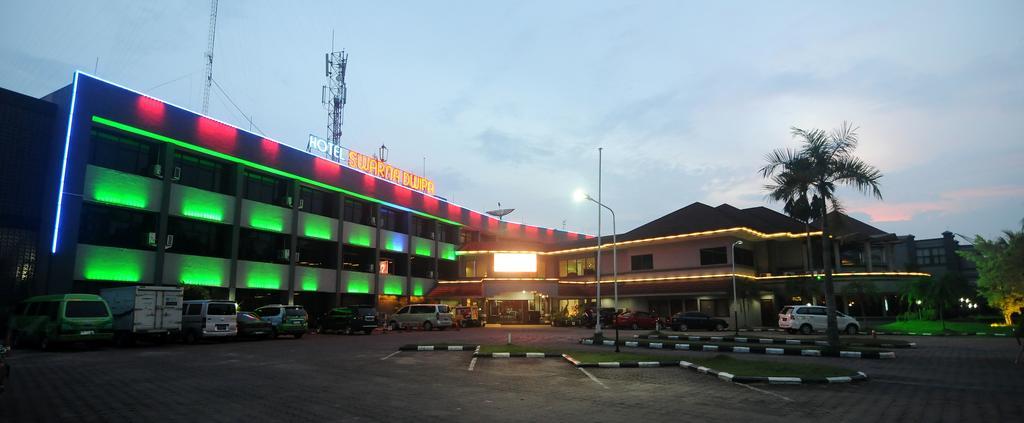 Hotel Swarna Dwipa ปาเลมบัง ภายนอก รูปภาพ